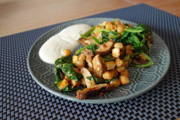 chickpeas, Shiitake mushrooms and spinach leaves with tofu and soy yoghurt dip