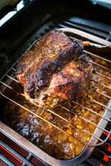 Schweinsbraten am Grill