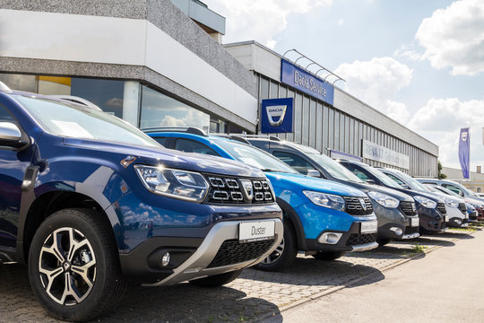 Schwabach, Germany: Dacia dealership sign in front of the showroom. Dacia was founded in 1966 and has been a subsidiary of the French car manufacturer Renault since 1999.