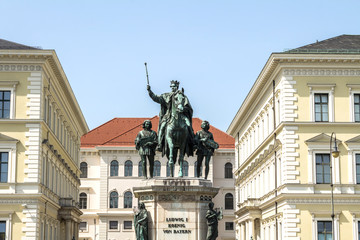 Fototapeta na wymiar MUNICH, GERMANY : Equestrian statue of Ludwig I, king of Bavaria, on the Odeonsplatz in Munich, Germany. The statue was unveiled in 1862.