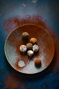 Cacao and date truffles