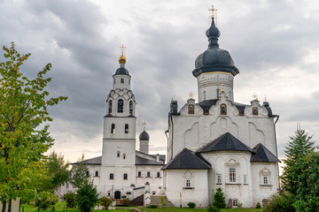 Fototapeta na wymiar The Sviyazhsk mail monastery in Tatarstan
