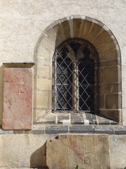 Fototapeta na wymiar historisches Kirchenfenster