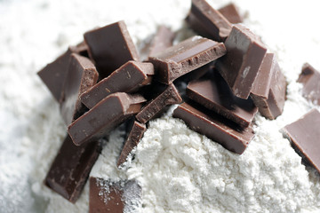 Assortiment et degustation de plaquette de chocolat