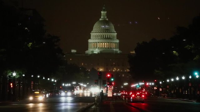 US Capital Building Time Lapse Washington DC Cars People Walking Night Lights