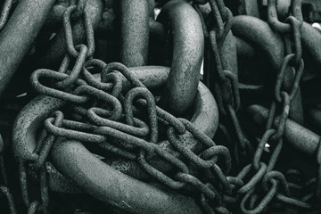black and white photo, rusty, old chains from sea ships