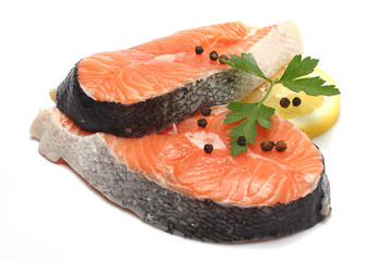 salmón cortado en rodajas, bodegón