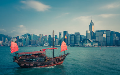 Fototapeta premium Traditional Commercial Boat In Victoria Harbour