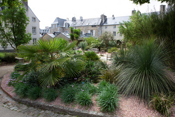 Fototapeta na wymiar Jardin de la retraite, Quimper, France
