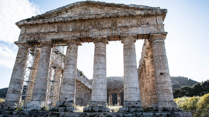 Fototapeta premium ancient Roman temples photographed in modern timesancient Roman temples photographed in modern times