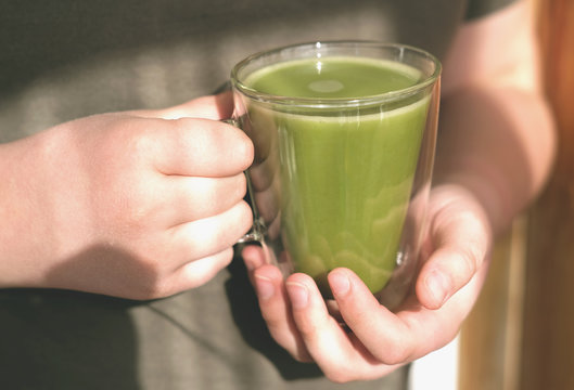 Oatmilk 173 Adobe Stock oatmilk-173-adobe-stock