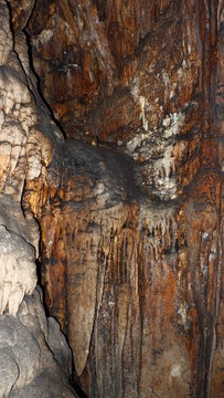 Pared en la cueva