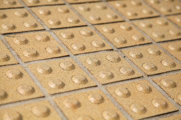 点字ブロック(警告ブロック)