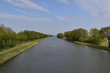 Fototapeta premium Mittelland-Kanal zwischen Minden und Osnabrück
