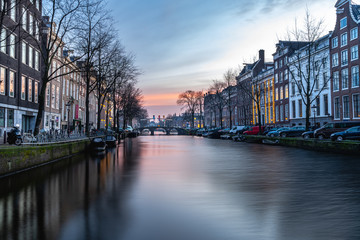Fototapeta premium Amanecer Amsterdam