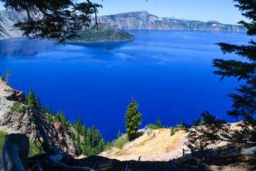 Crater lake Oregon