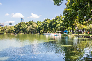 Lumphini park lake
