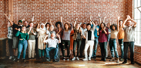 Cheerful group of people © rawpixel.com