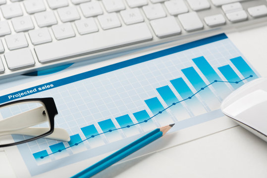 Preparing average sales report