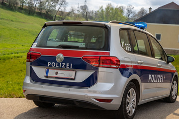 polizeiwagen © Turi