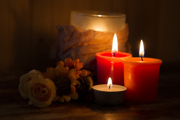 Fototapeta na wymiar candle and rose