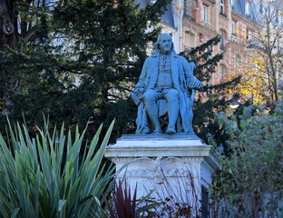 Monument à Benjamin Franklin, 1898, bronze. Place du Trocadéro, Paris. France.