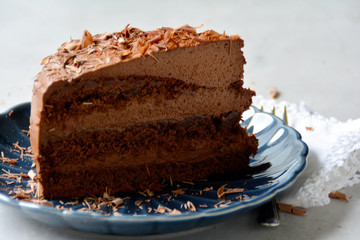 veganer hausgemachter Schokoladenkuchen, köstliche vegane Schokoladentorte, Schokokuchen	