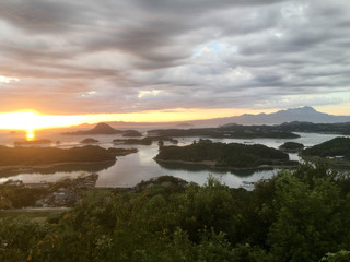 Fototapeta na wymiar Views of the archipelago from the Takabutoyama Observatory