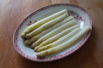 Asperges blanches