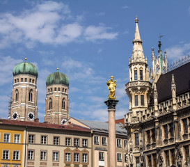 Fototapeta na wymiar Munich, Germany, Bavaria. Marienplatz town hall architecture 