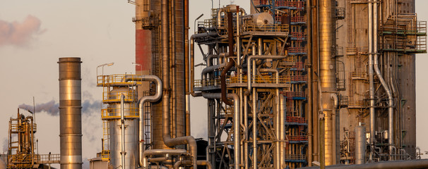 Refinery installations, chimneys and pipelines