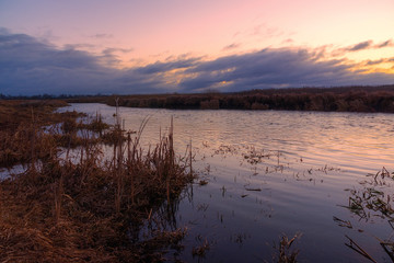 Narwiański Park Narodowy. Rzeka Narew. Szosa Kruszewska, Waniewo, Kurowo, Podlasie, Polska © podlaski49