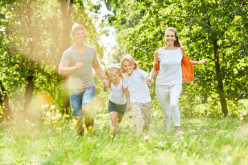 Fototapeta premium Family has fun in nature in spring