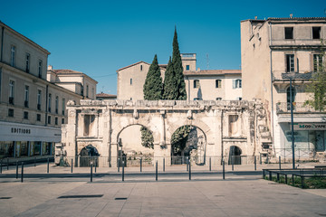 Porte Auguste &agrave; N&icirc;mes