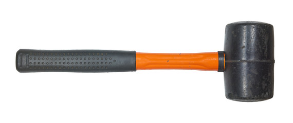 Ein gebrauchter Hammer vor weißem Hintergrund.
