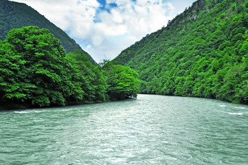 Obraz premium river in the mountains of the Caucasus