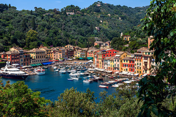 Fototapeta na wymiar Beautiful view of bay of Portofino.