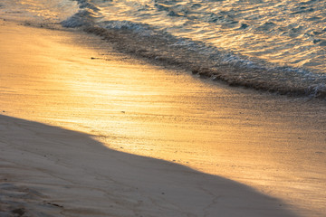 日本最南端、沖縄県波照間島・海辺の夕景
