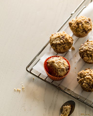 apple and cinnamon crumble muffins. homemade apple cupcake