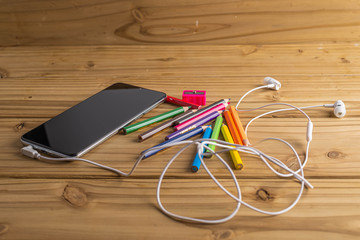 Stationery, colored pencils, erasers, various colors for children's education