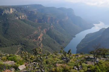 Fototapeta na wymiar Zielony Kanion w Afryce - RPA ( Blyde River Canion )