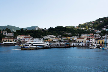 Fototapeta na wymiar puerto isquia