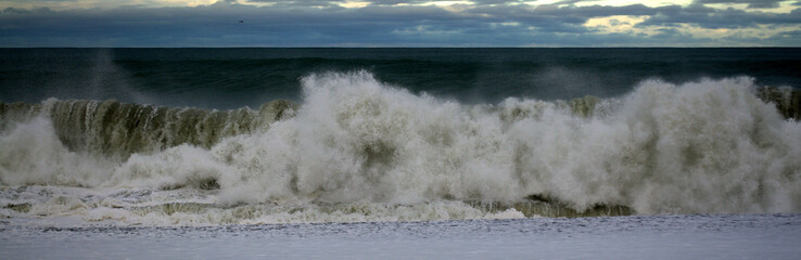 Pacific ocean waves on the coast of North Island, New Zealand