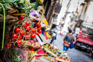 VEGETABLES TOMATOES AT A STALL IN THE CITY IN THE DAYTIME
