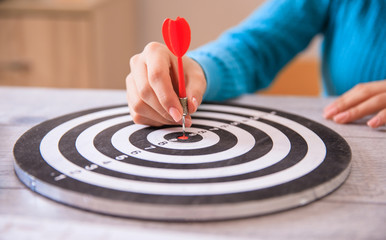 woman hand target