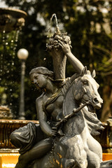 Fototapeta premium Detalhe da escultura, fonte da praça de Pelotas