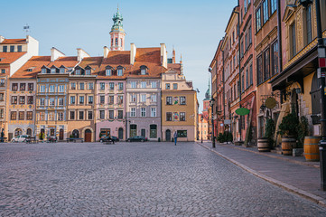 Fototapeta premium Old Town Square in Warsaw, Poland on a spring day
