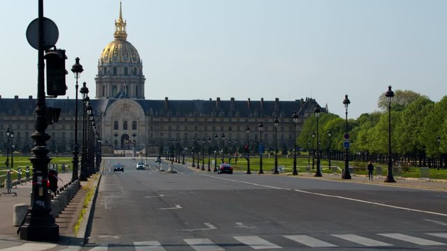 Traffic in Avenue Marechal Gallieni with Musee de Larmee Covid19 Time