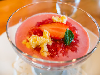 イチゴのムース