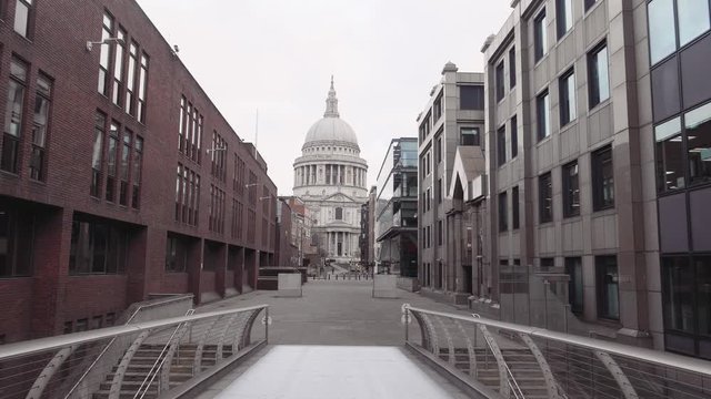 st Paul slowmotion During Covid-19 Coronavirus pandemic Empty London popular spot no people slow-motion flat color grading